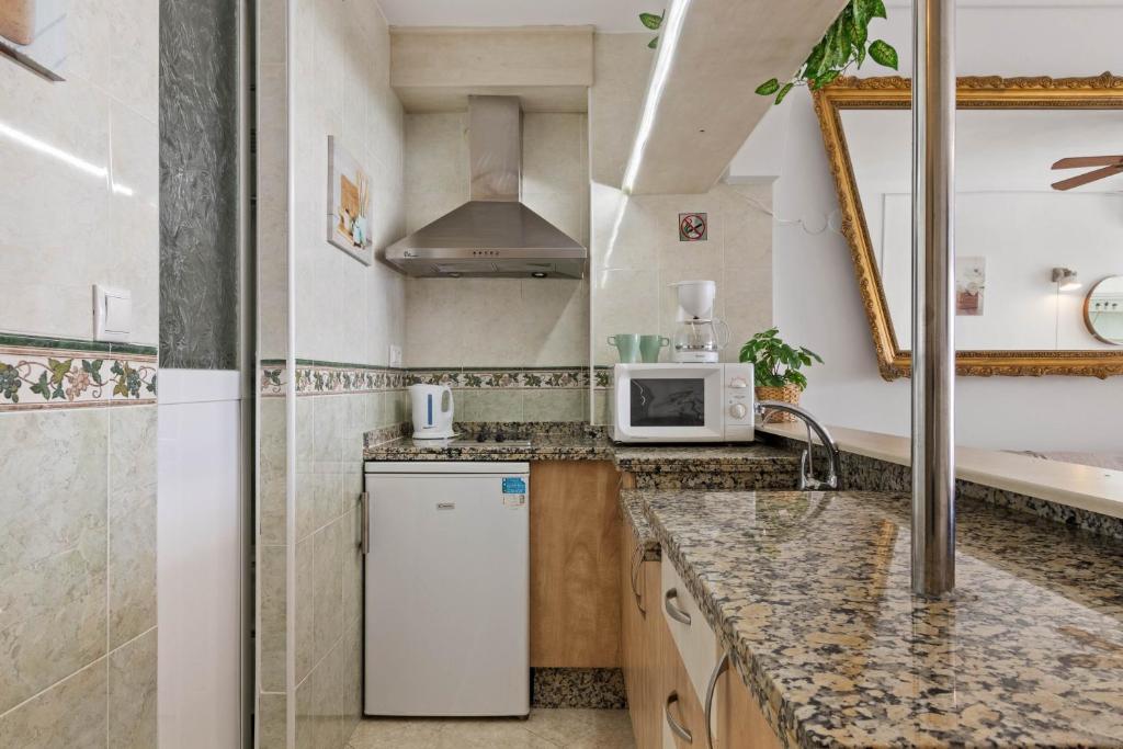 Carihuela Palace 414 By IVI Real Estate - 5