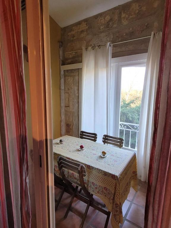 Appartement spacieux à Arles avec piscine et jardin partagé - 4