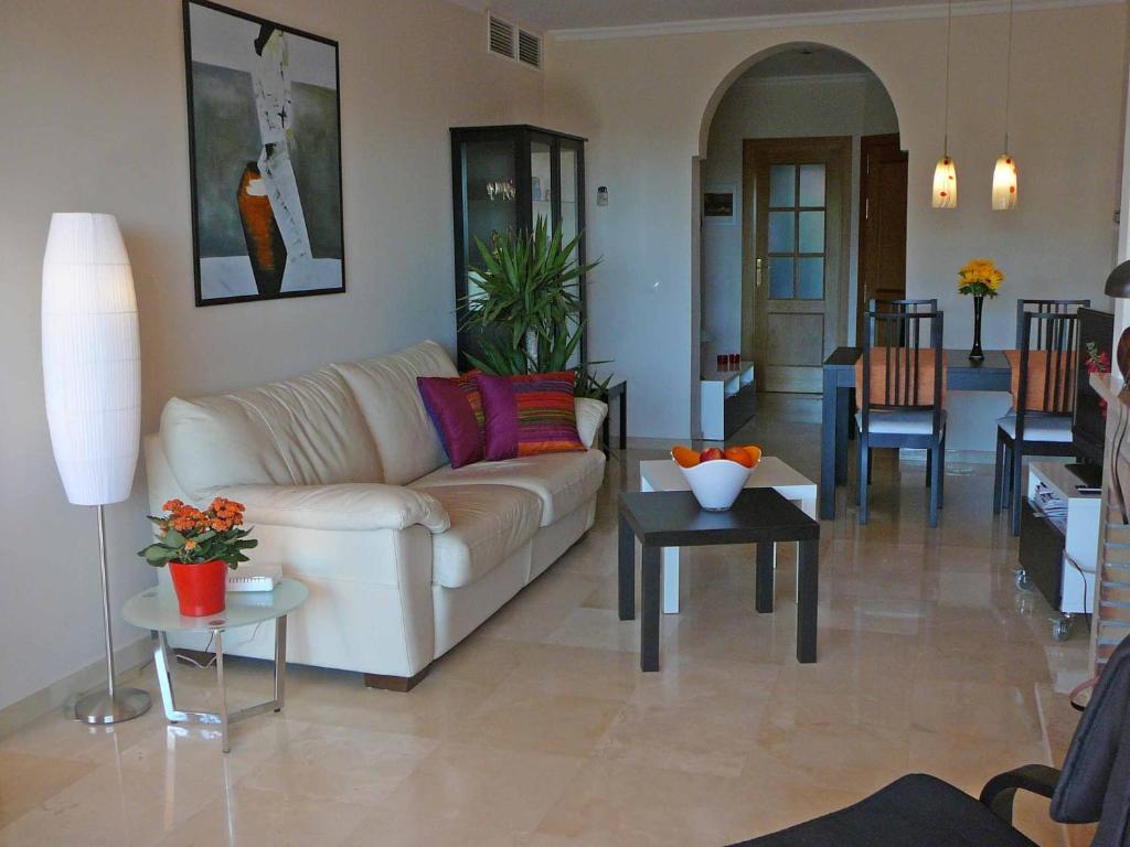 Costa del Sol familyholiday, seaview, 2 bedroom, pool - 1