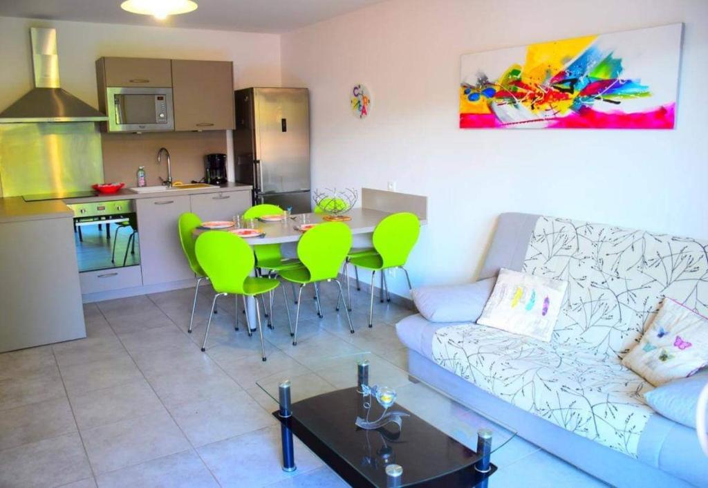 Orangeraie - Appartement avec parking privé et terrasse à deux pas du centre, du port et de la plage de Calvi - 4