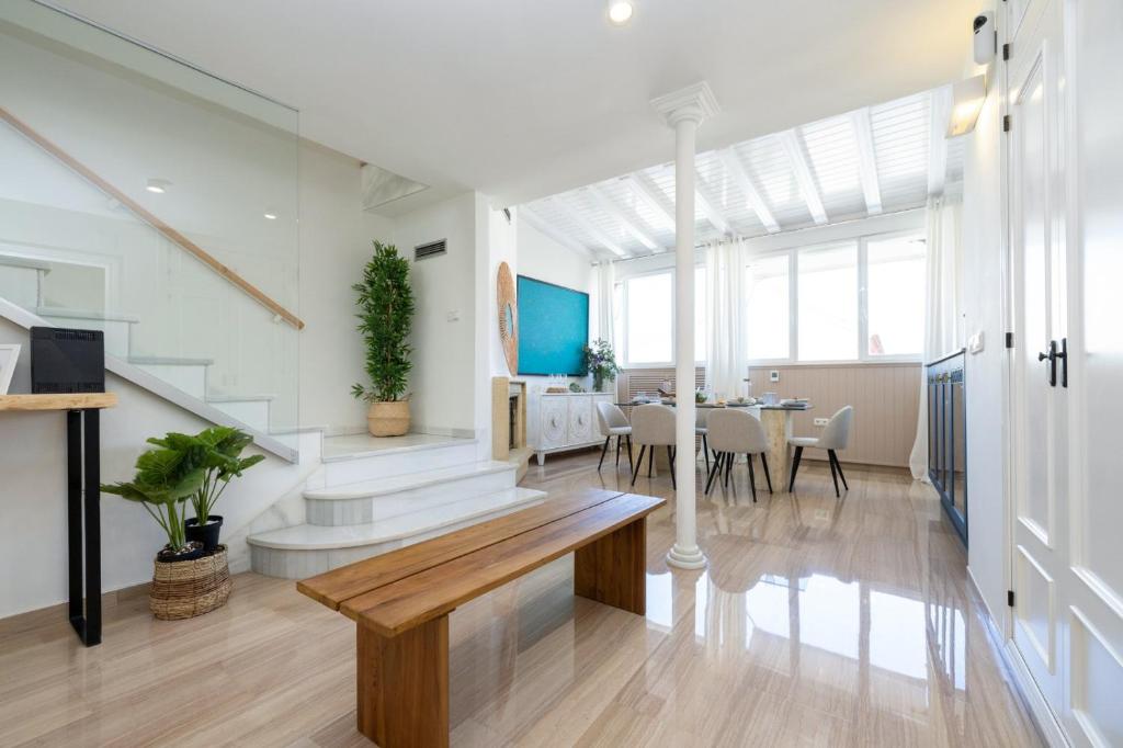 ChezmoiHomes Penthouse Boutique with terrace - 3