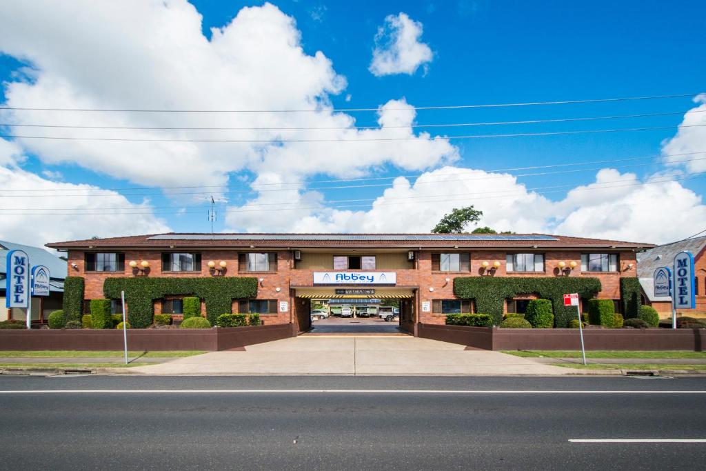 Abbey Motor Inn photo