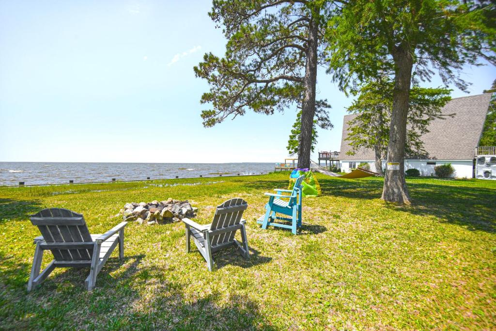 Tiny House with Big Views Cabin in Shiloh!, Shiloh