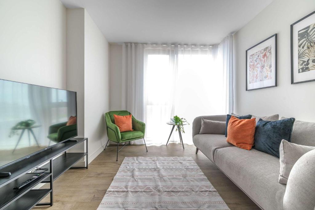 Bright & Modern 2 Bed Flat in Central Birmingham, Birmingham