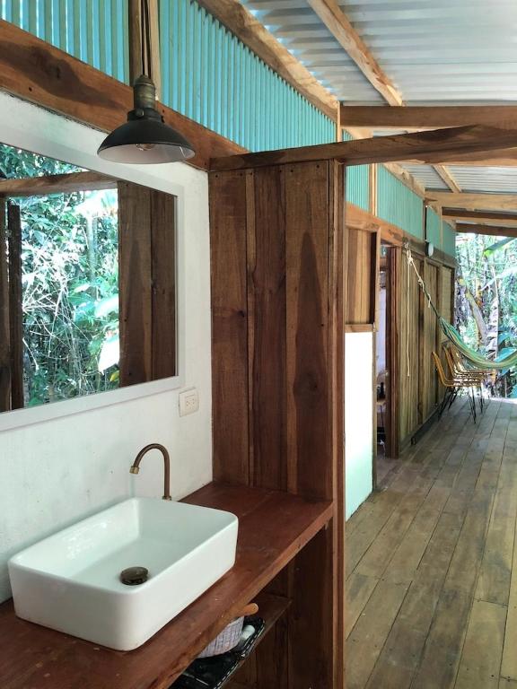 Amazing Cabin RIO LA MIEL - 3