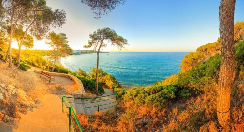 Reina Apartment 150m to Beach with Pool and Balcony near to PortAventura - 3
