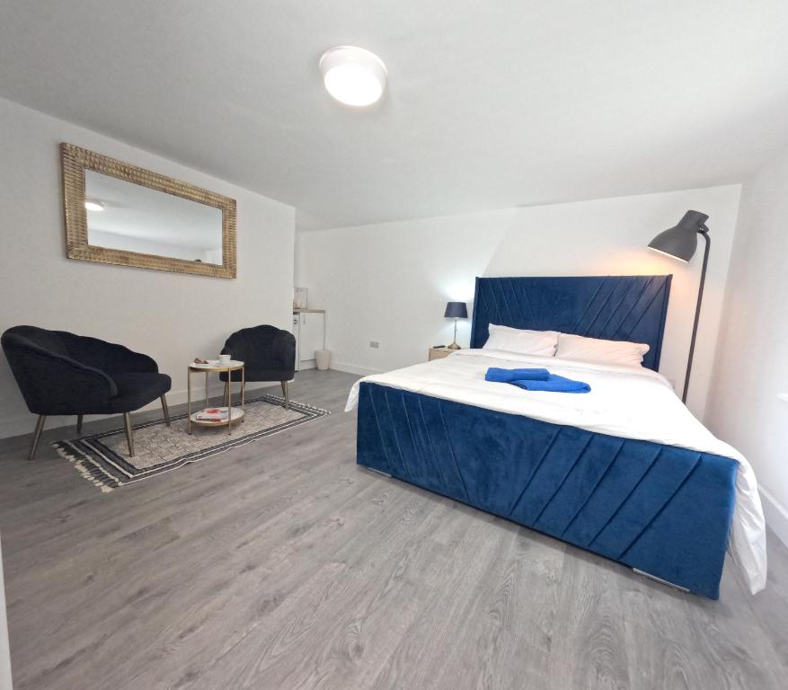 The Big Gun Guest House, Midland