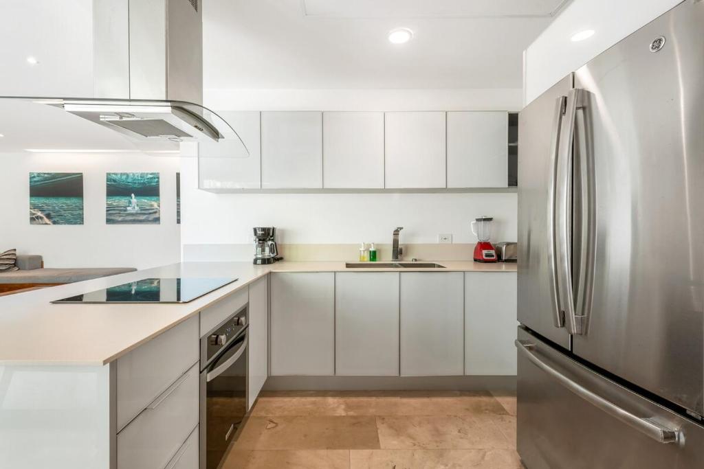 Newer Luxury 2BD Close to Ocean - 5