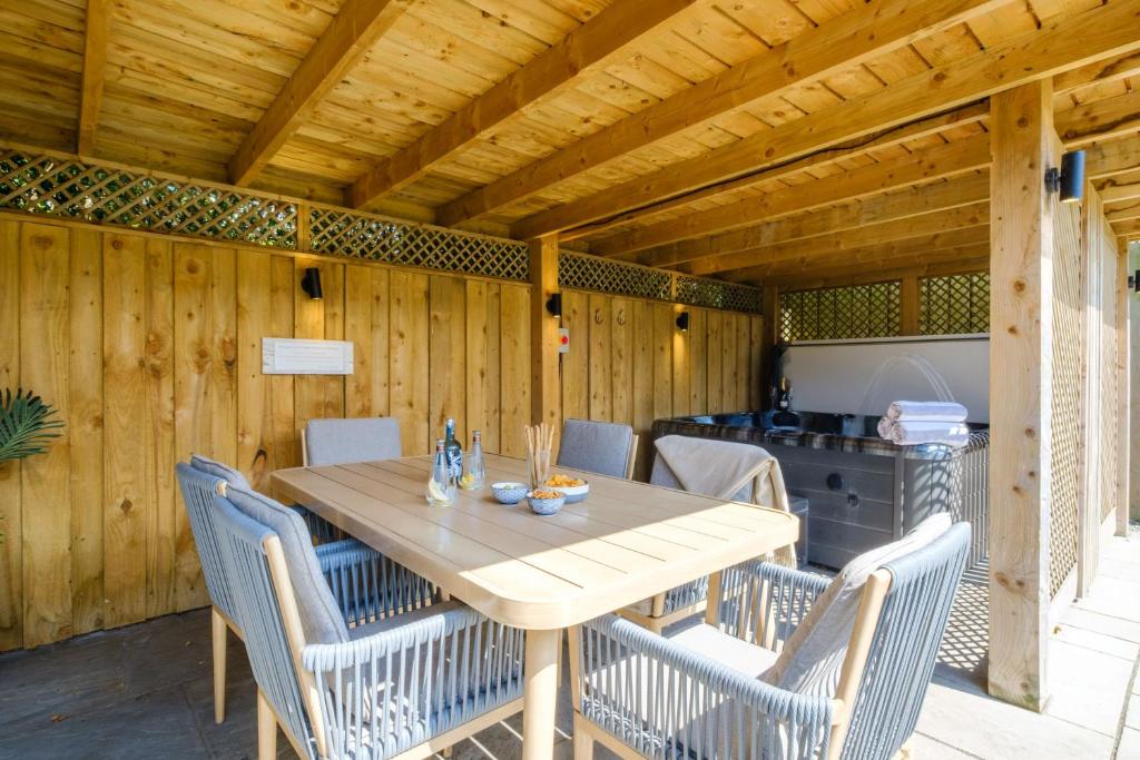 The Bank House, Silverdale