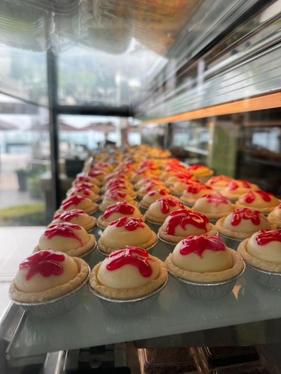 อาหารและเครื่องดื่ม