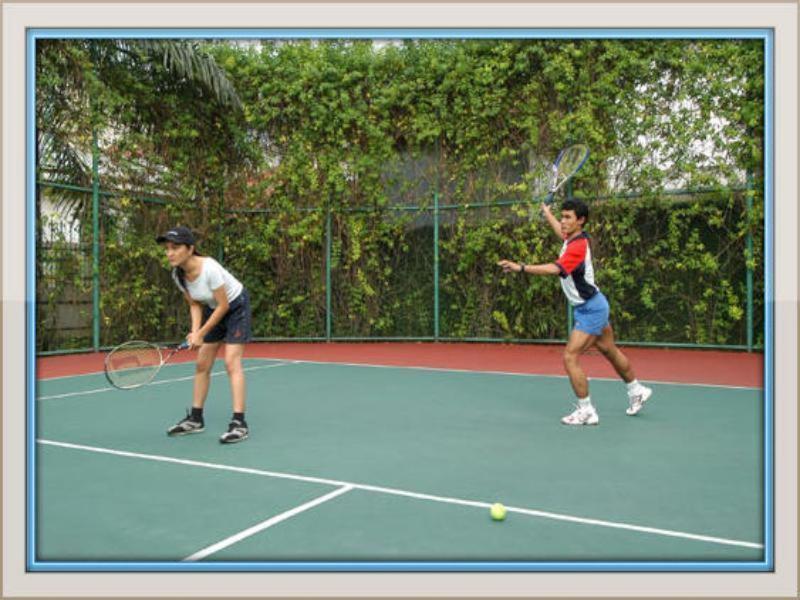 Tennis court