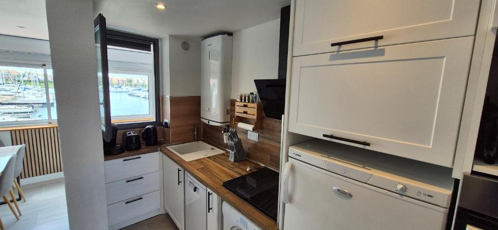 Studio 4 pers, vue mer, parking, wifi, ponton - 3