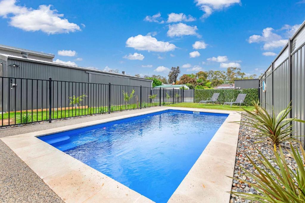 5 Simms - Echuca Holiday Homes, Moama