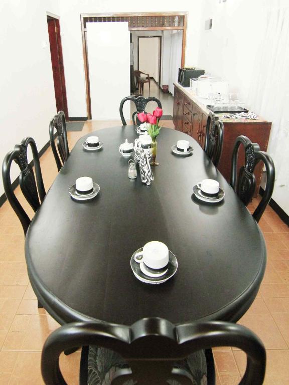 2イン1 キャンディ ホステル ホームステイ (2in1 Kandy Hostel Homestay) 外観