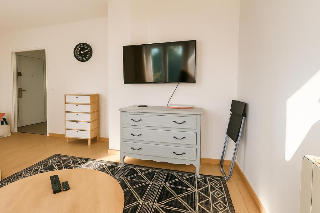 appartement 3 chambres avec balcon et parking - 2