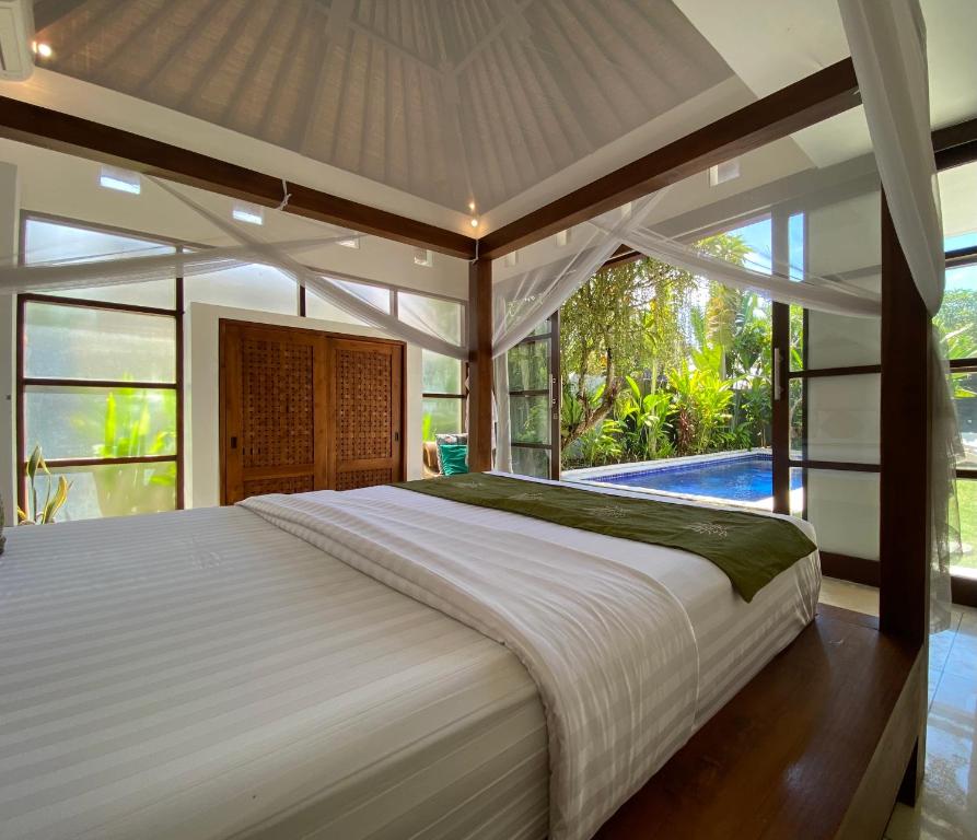 Spacious Villa in Petitenget Top Location