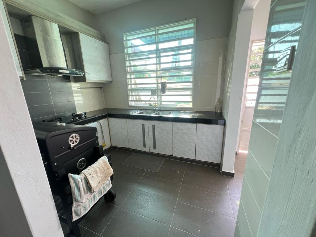 Homestay Asfa D Village, Kemasik