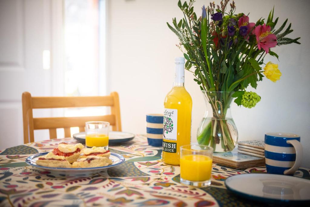 Seaberry Cottage, Polrunny Farm, Boscastle photo 6