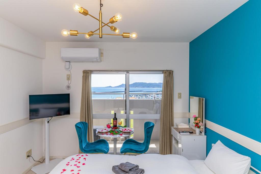 オーシャンビュー 窓から見える景色を想い出に The琉球タワー 10C, Yonabaru