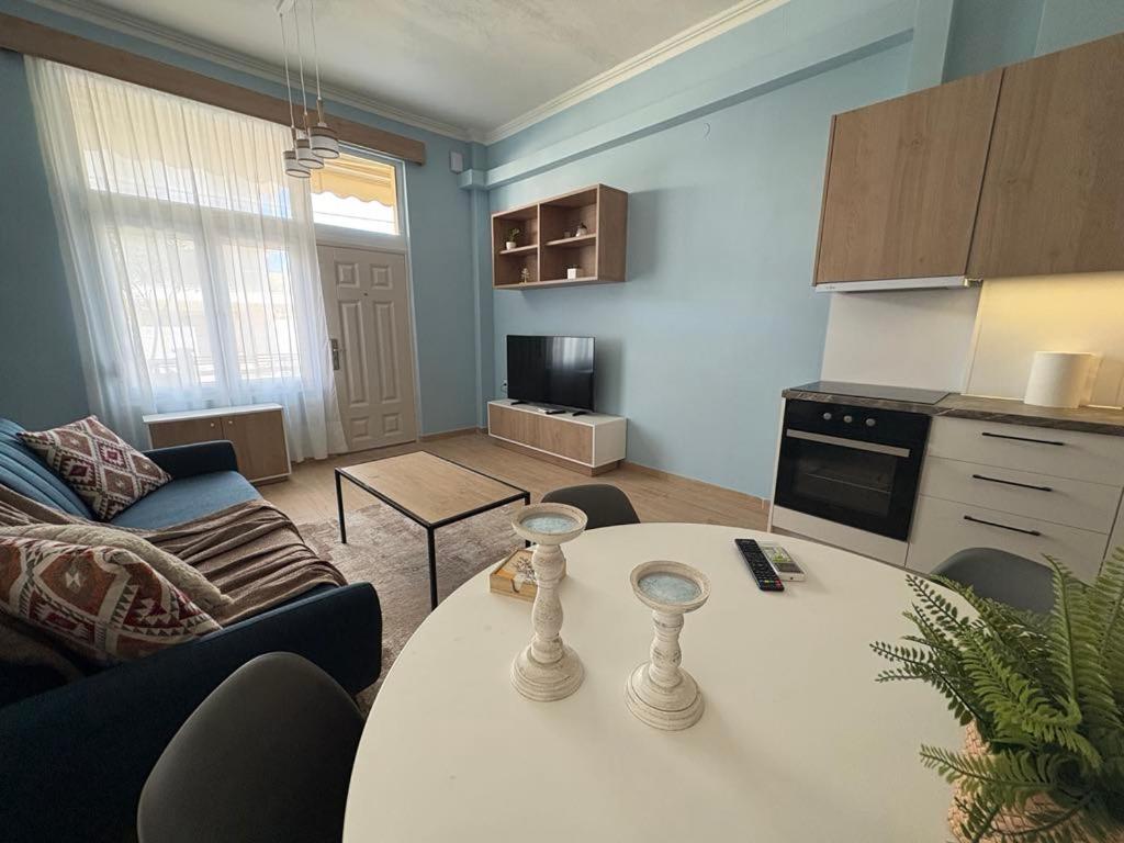 Quiet Bloom by GG, Alexandrupoli