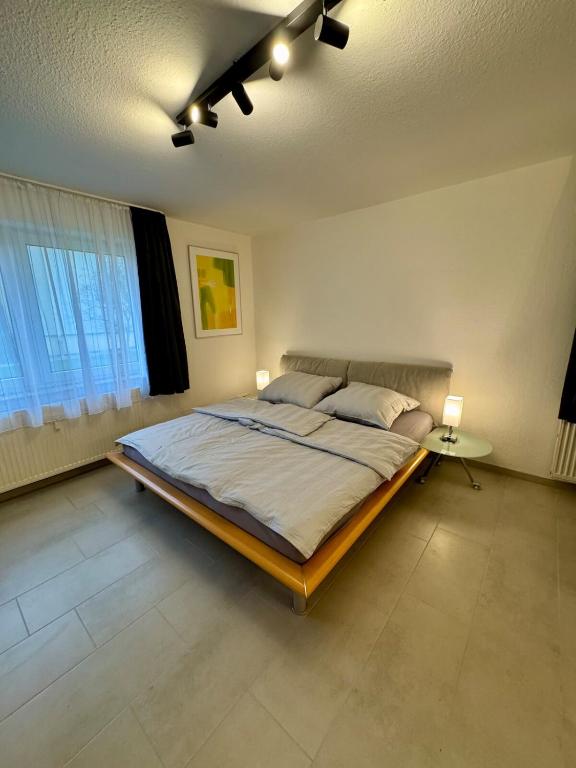 Komplette Wohnung mit eigenem Zugang, Wolfenbüttel