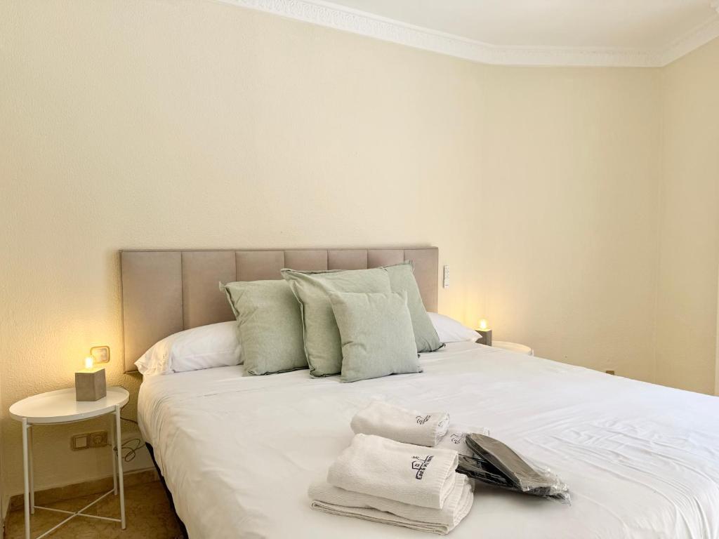 Marbella del Mar IV Beach Marbella Center - EaW Homes - 3