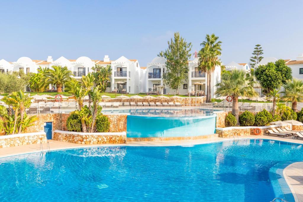 MarSenses Paradise Club — Swimming pool in Cala'n Bosch, Balearic Islands