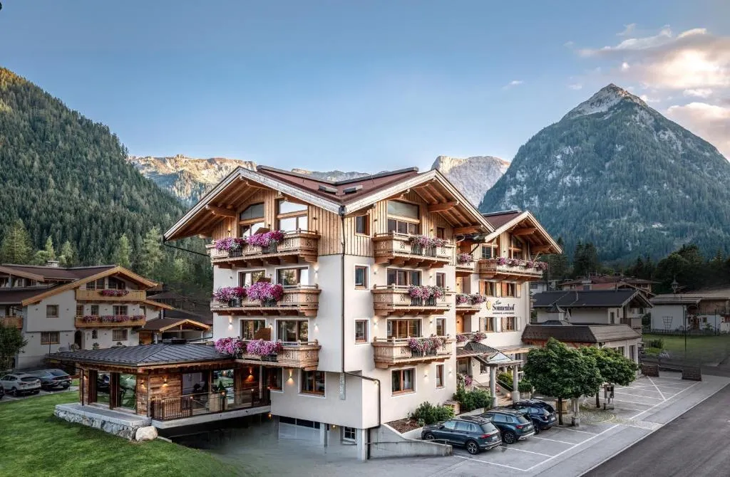Sonnenhof Genusshotel & Appartements, hotel in Pertisau