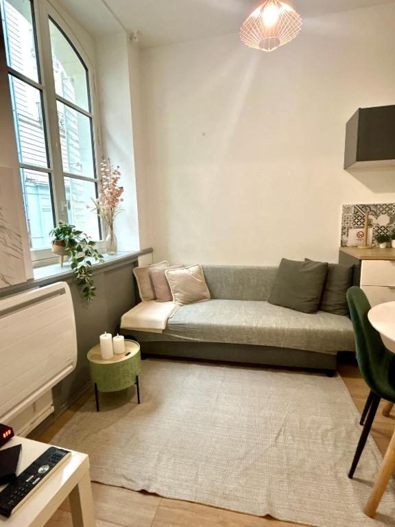 Au Coeur de Nantes - idealement situé Studio tout confort avec chambre separée - 2