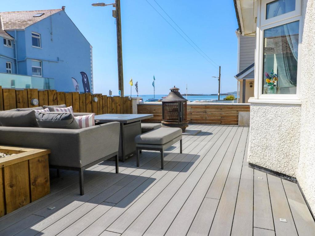 Annedd Wen, Rhosneigr