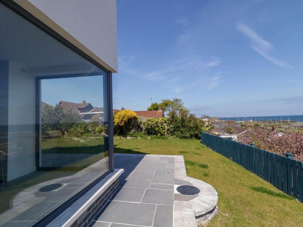 Sea and Sky, Donaghadee
