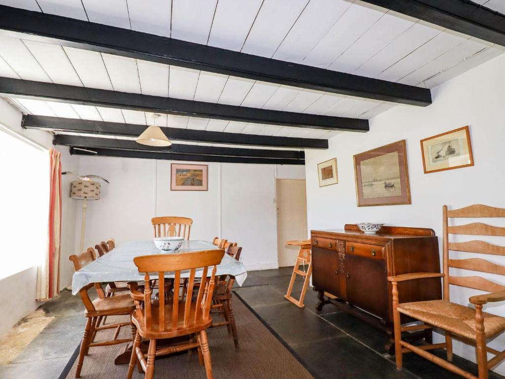 Polcreek Farmhouse photo 8