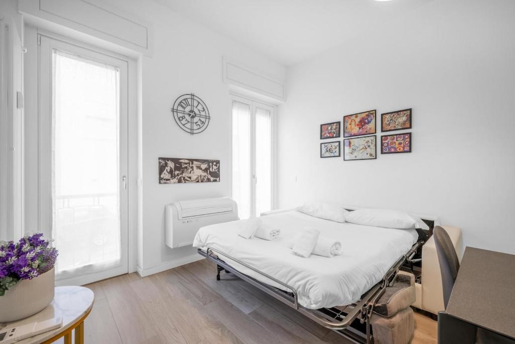 Bilocale vicino tram 2, smart TV e internet veloce - 4