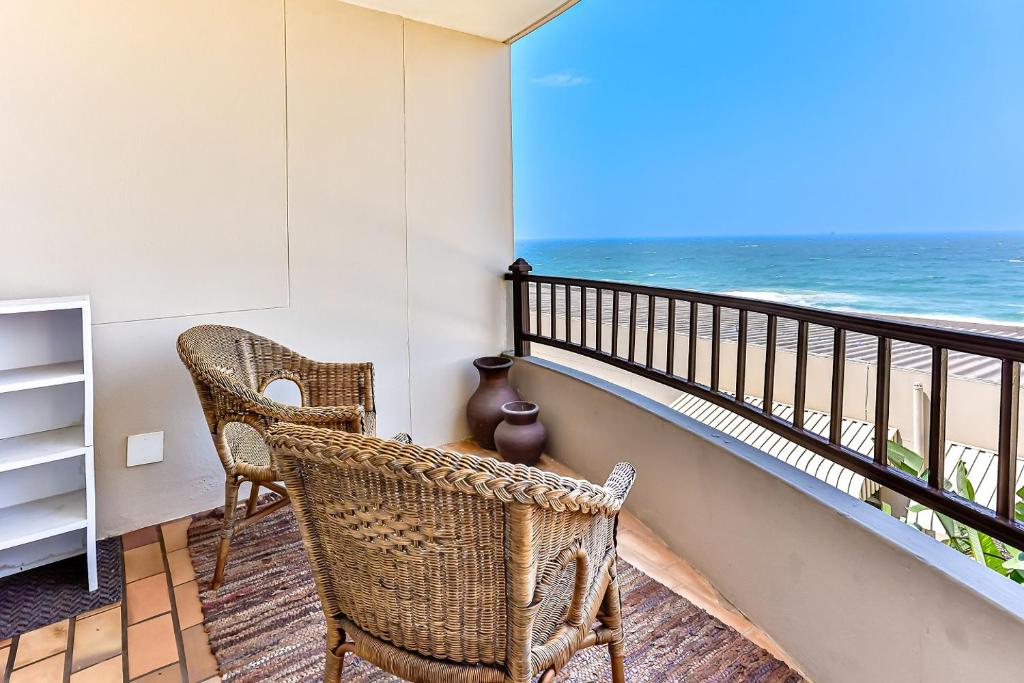 Blue Largo 42, Westbrook