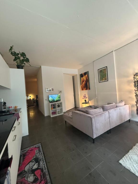 LOFT by Messe Basel with a Garden and 24h Service, Basilej