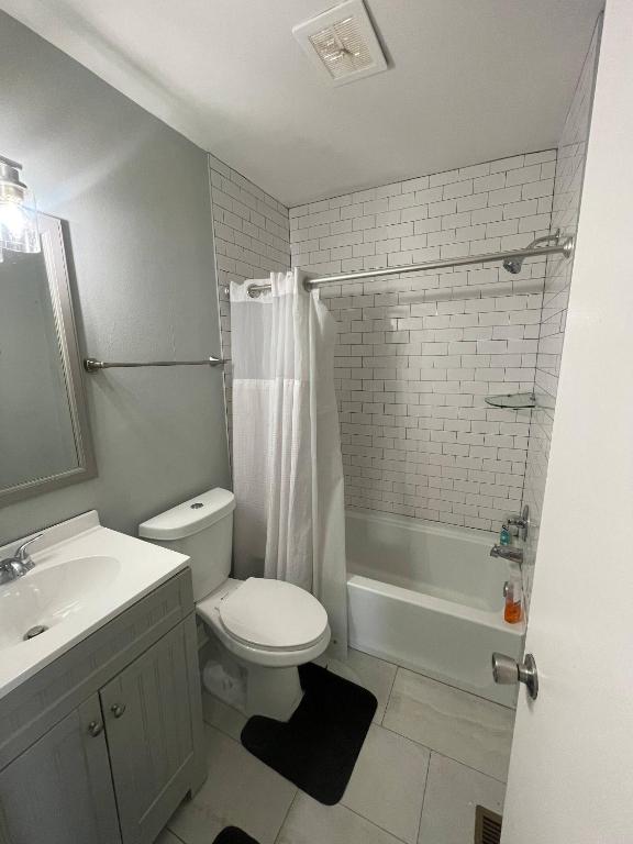 524 Deter Rd, Spring Grove