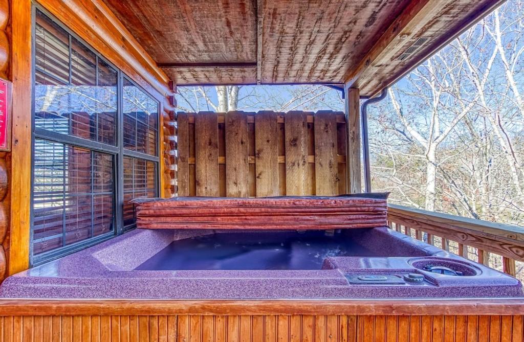 Twin Mountain by Avada Properties, Sevierville