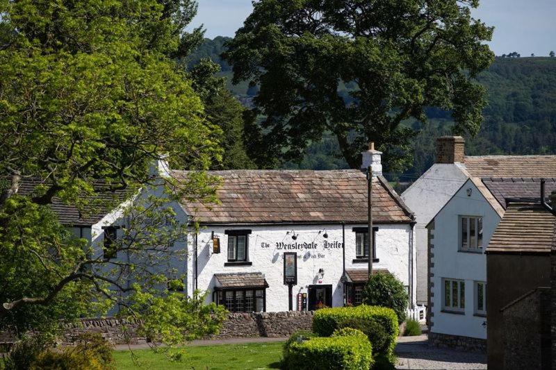 The Wensleydale Heifer, Leyburn