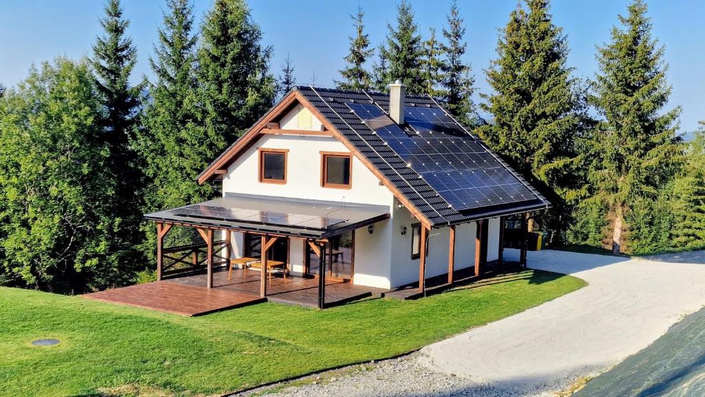 Chata Prvosienka, Oravská Lesná