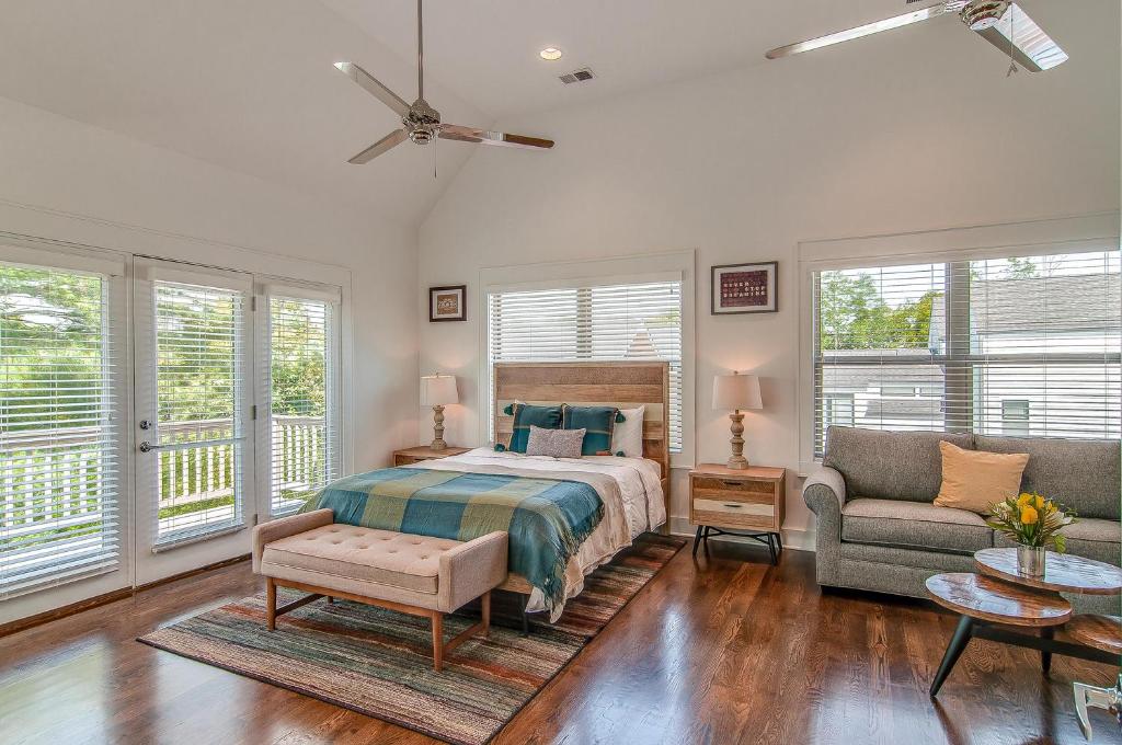 The Keystone on 3rd by Stay Local Nashville, Nashville