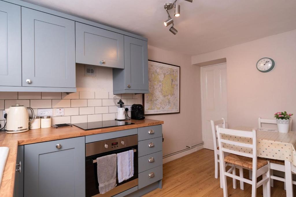 Underdean Lodge, Blakeney photo 3