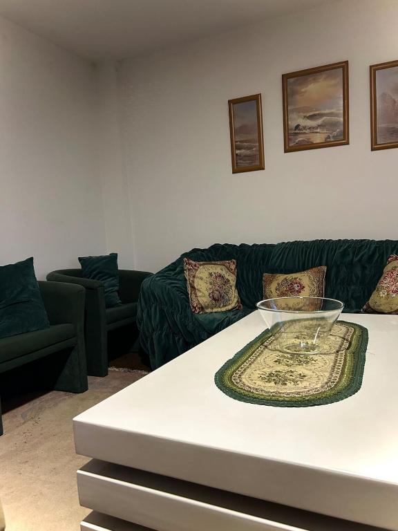 Rent a vintage house in Sarajevo - 2