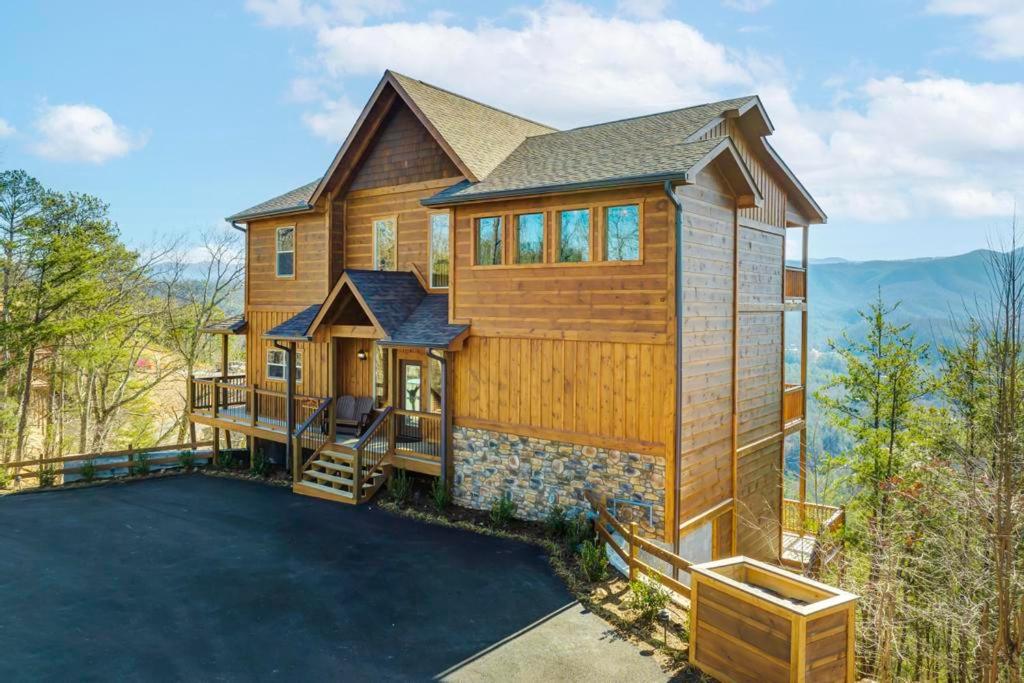 Skyline View, free tickets, no catch!, Pigeon Forge