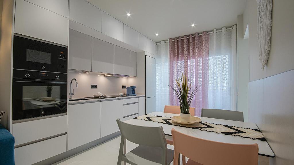 Atlantic Coast 'Princely' Apartment - Playa Del Inglés - 5
