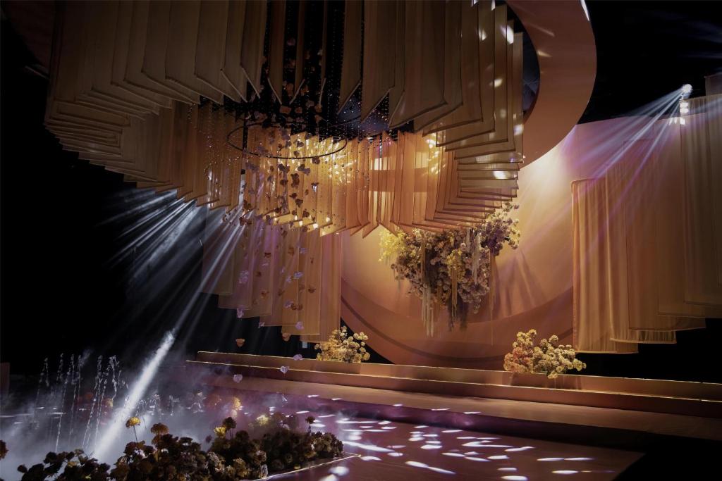 Tárgyalóterem/bálterem