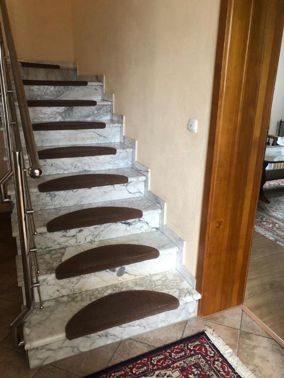 Ema's apartments - 4