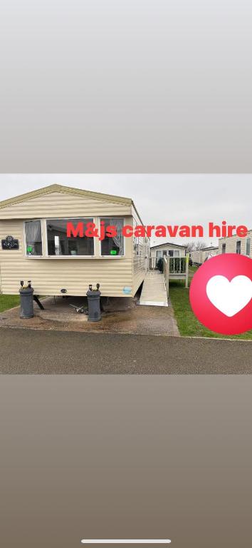 M&js caravan hire, Kinmel Bay
