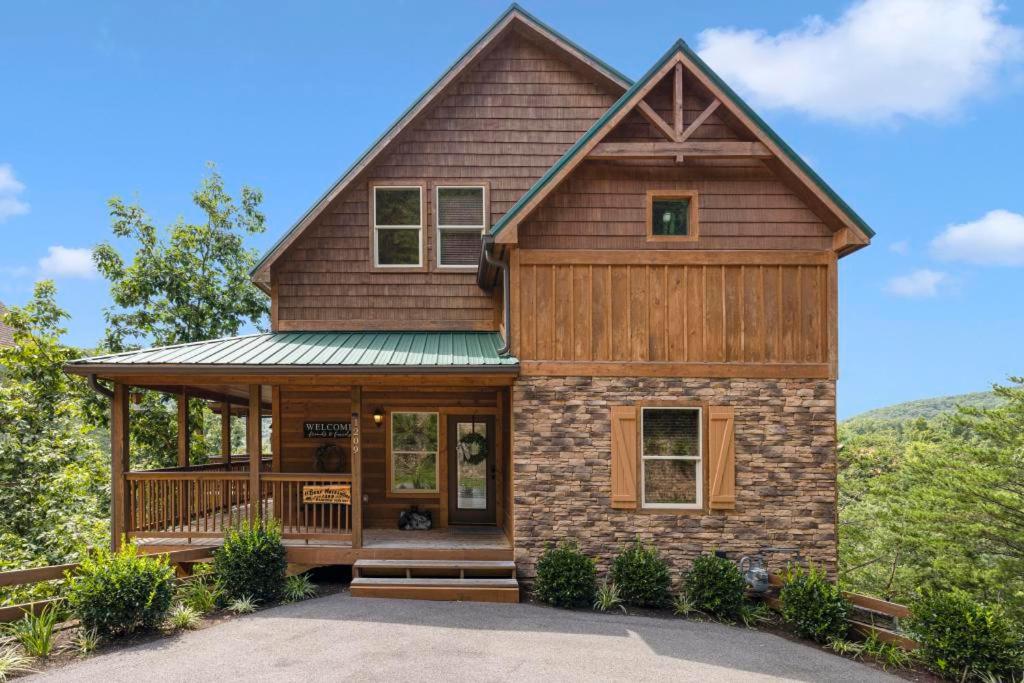 Bear Necessities, free tickets, no catch!, Sevierville