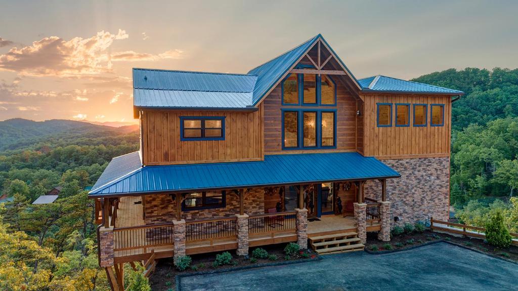 Bearadise, free tickets, no catch!, Sevierville