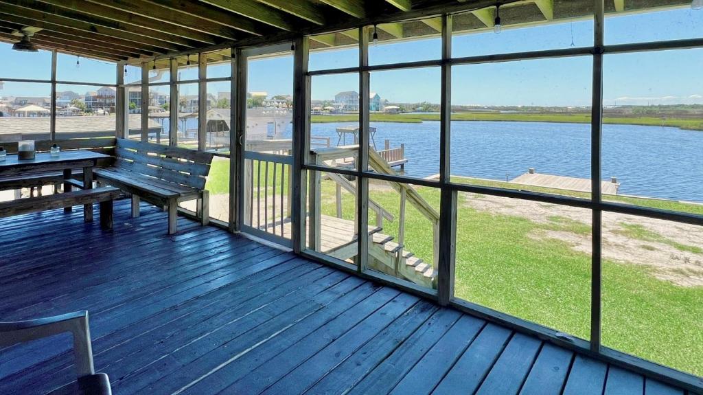 Canal front home on 3rd St. in Surf City, NC, Surf City